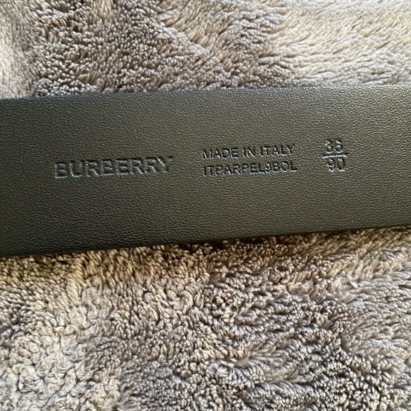 Burberry belt - Picture 3 of 4